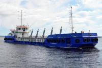 The ground-lifting scow 