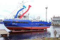 Pilot boat with ice reinforcement 
