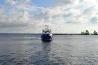 Pilot boat with ice reinforcement 